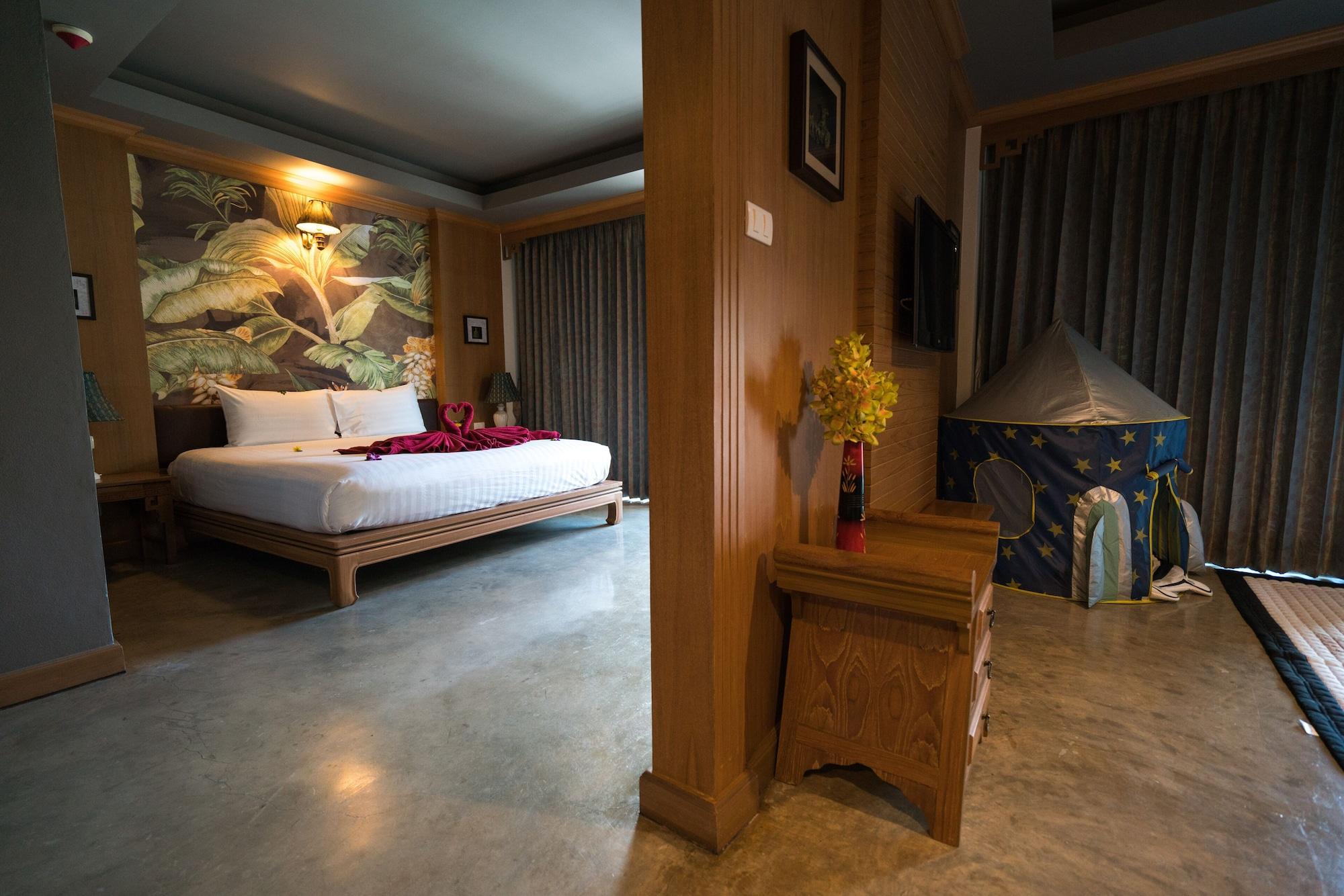 Minatale Phuket Hotel Patong Buitenkant foto