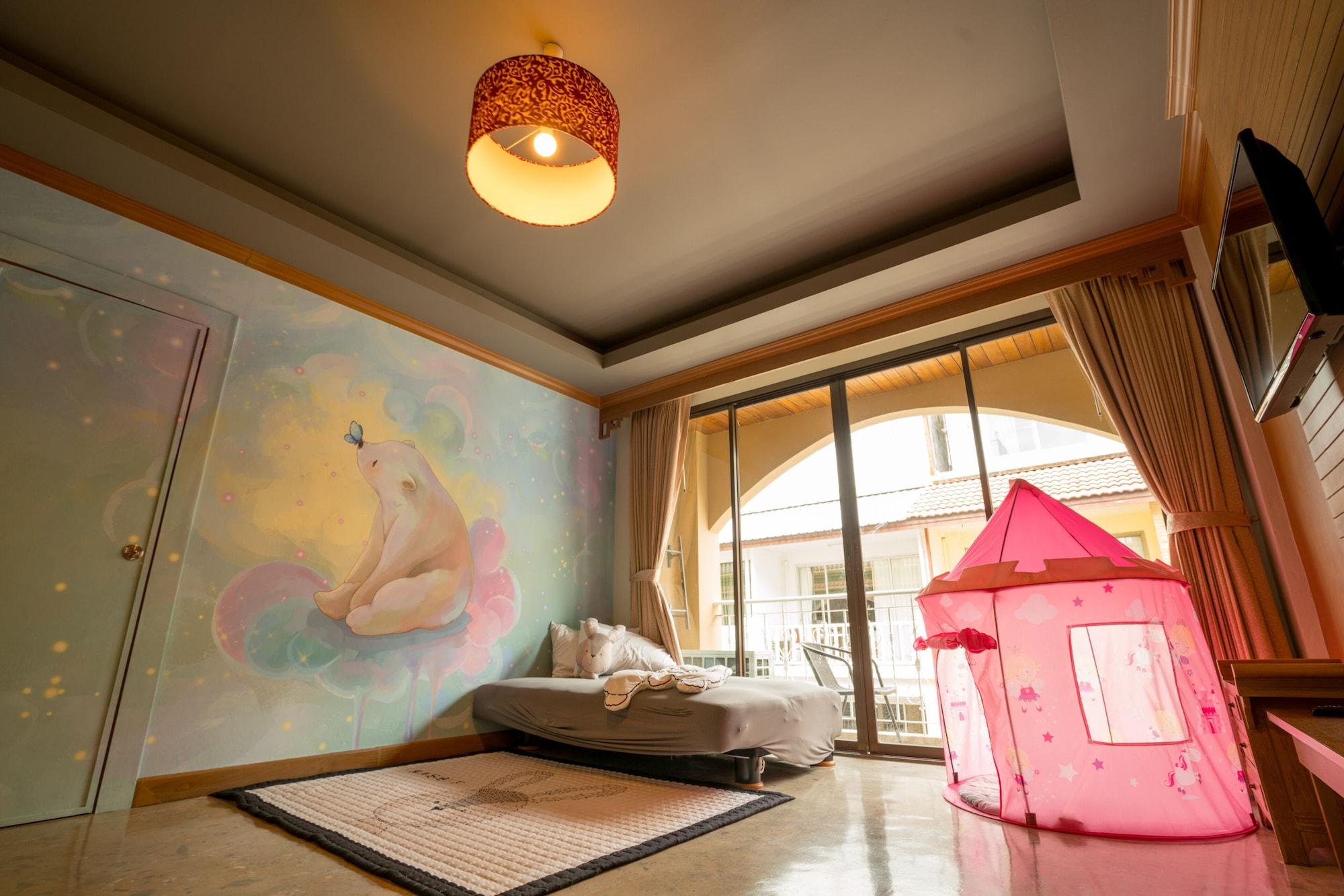 Minatale Phuket Hotel Patong Buitenkant foto