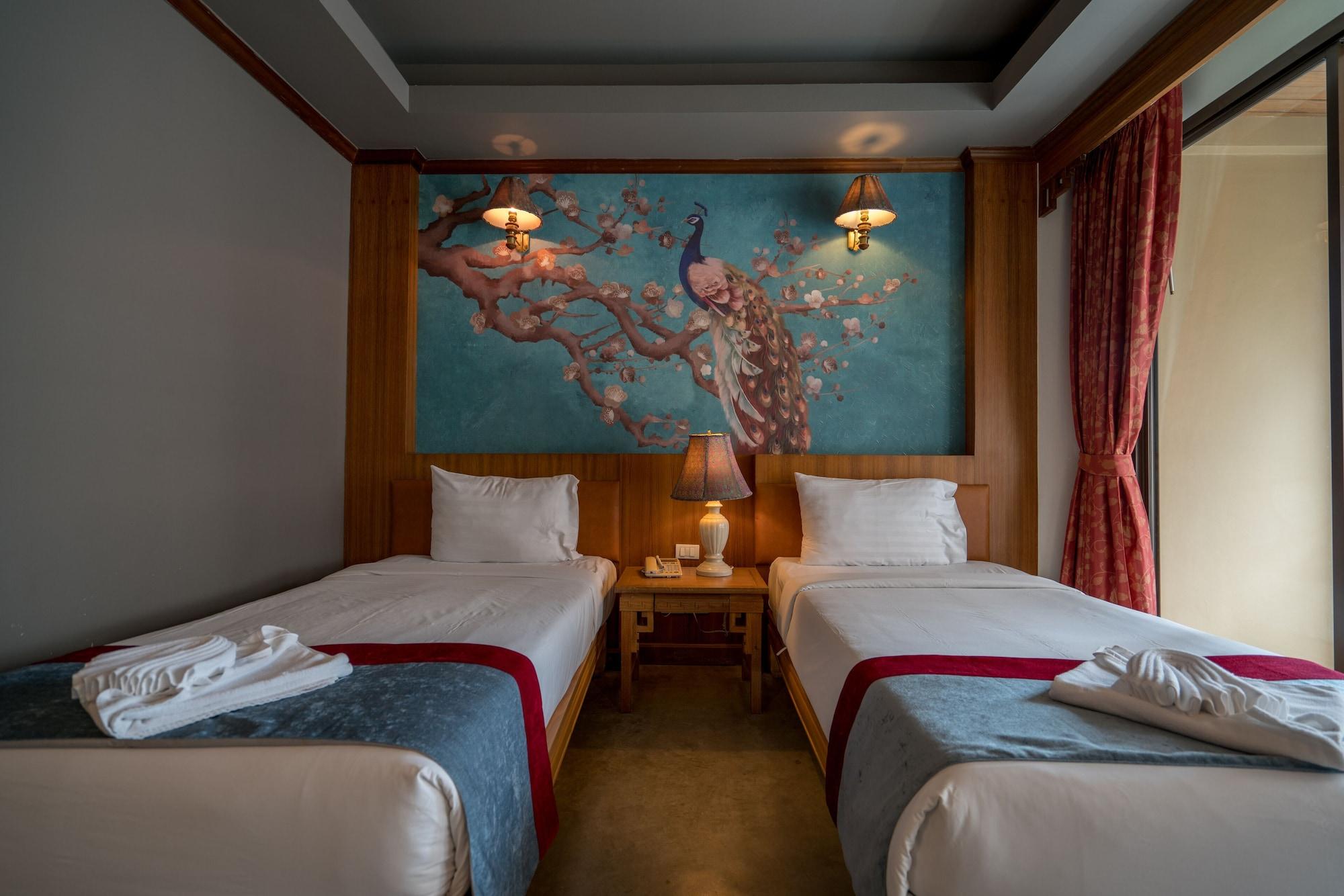 Minatale Phuket Hotel Patong Buitenkant foto