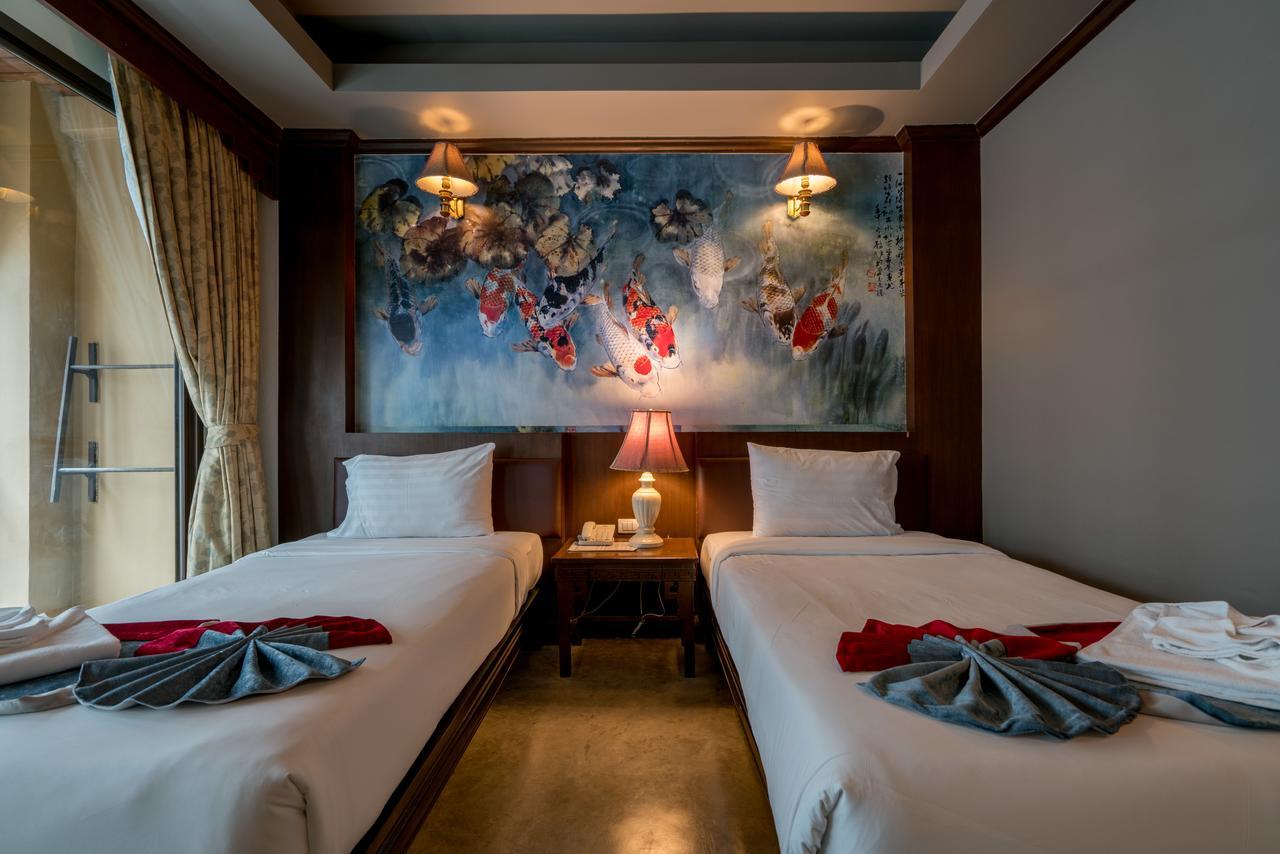 Minatale Phuket Hotel Patong Buitenkant foto