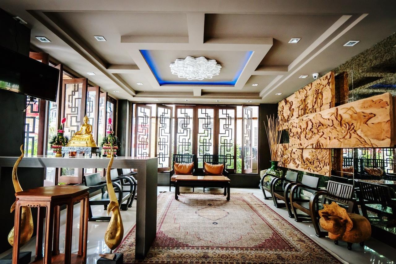 Minatale Phuket Hotel Patong Buitenkant foto